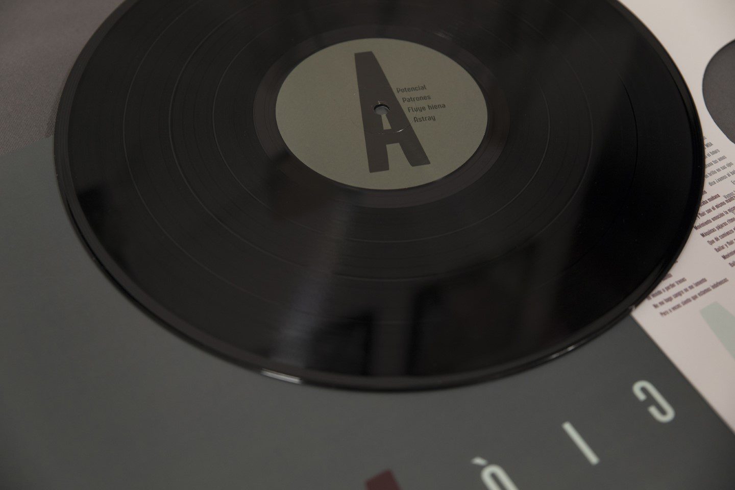 ATENCION TSUNAMI - VLTRA - Vinilo 12”