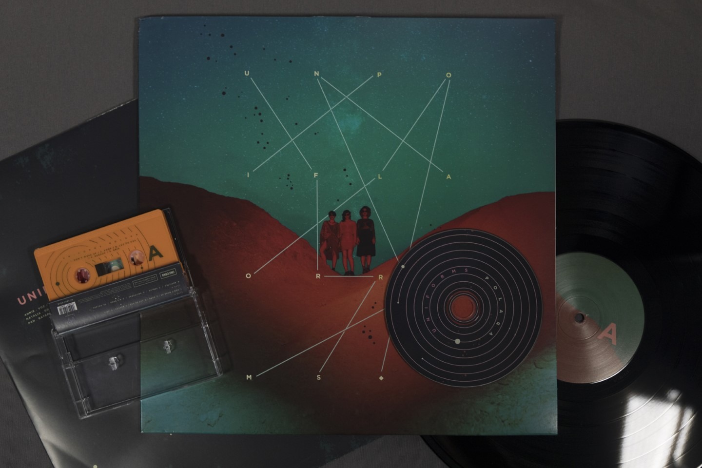 Uniforms | prensado vinilo  y fabricación de CD | wolfpack iberia