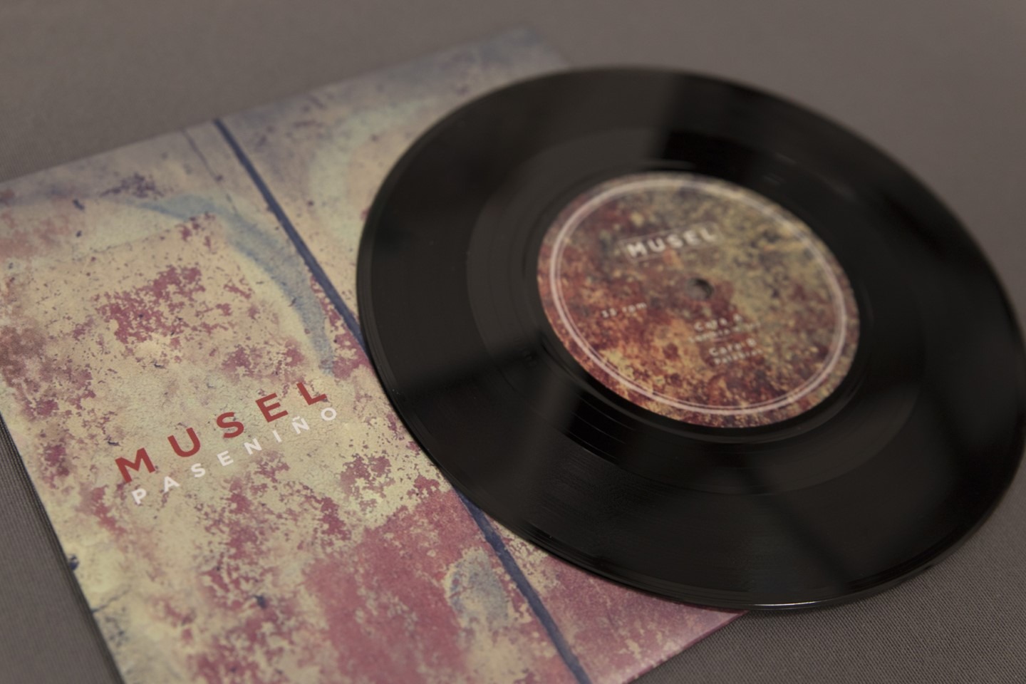 Musel | prensado vinilo | wolfpack iberia