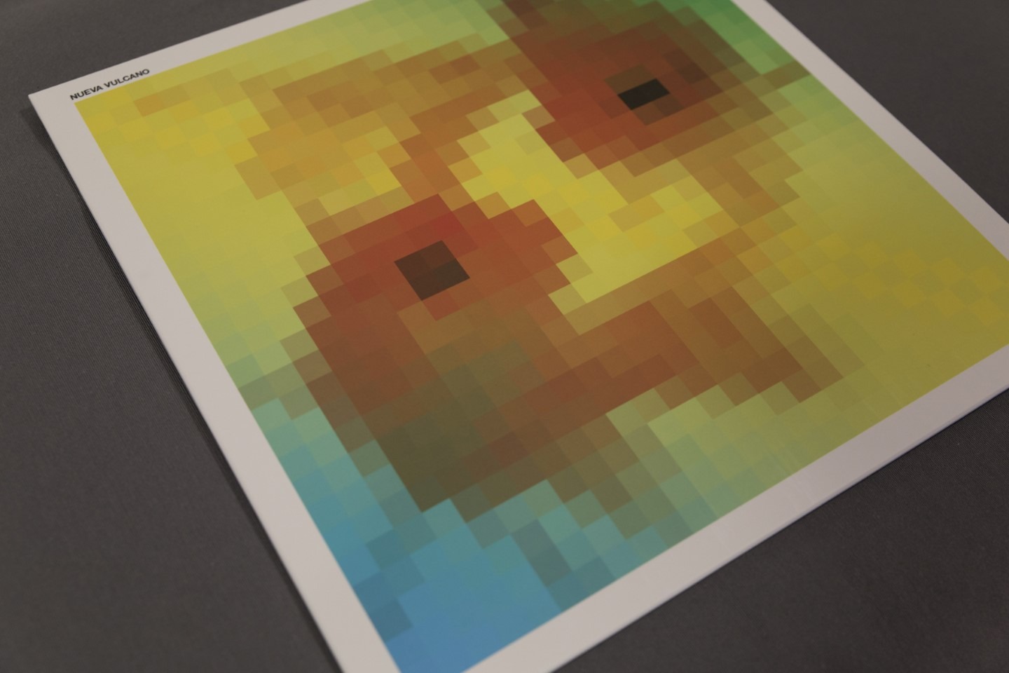 nueva vulcano | prensado vinilo | wolfpack iberia